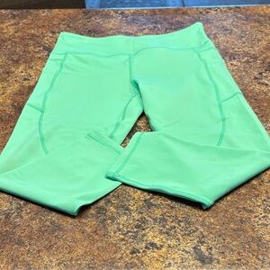 Women’s Green Capri Leggings